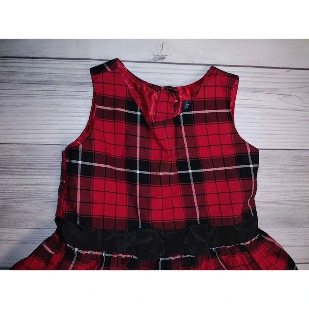 The Childrens Place Red Plaid Sleeveless Dress Girls‎ Size 3T Button Back